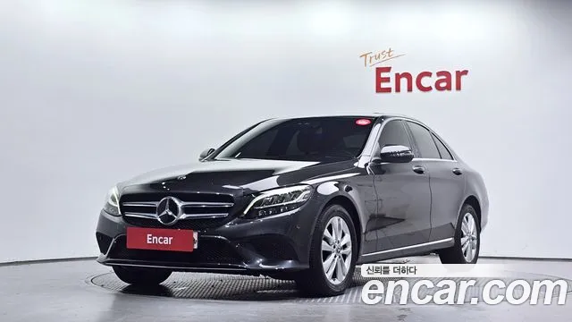 Mercedes-Benz C-Class 2020 — photo 1