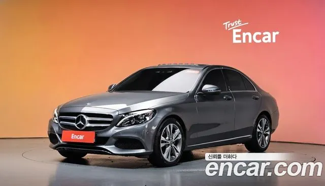 Mercedes-Benz C-Class 2018 — photo 1
