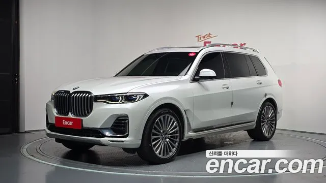 BMW X7 2021 — photo 1