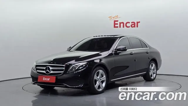 Mercedes-Benz E-Class 2017 — photo 1