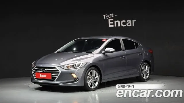 Hyundai AVANTE 2018 — photo 1