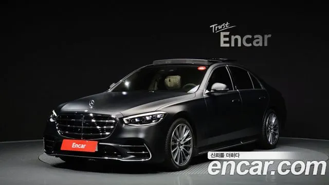 Mercedes-Benz S-Class 2026 — photo 1