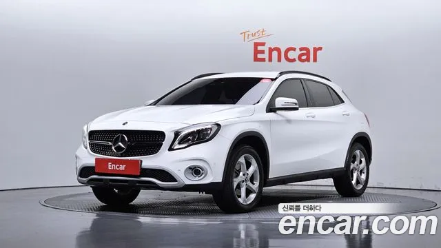 Mercedes-Benz GLA-Class 2019 — photo 1