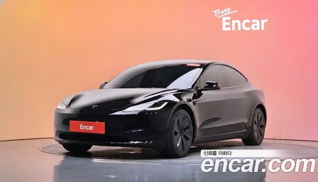 Tesla Model 3 2024 — photo 1