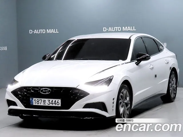 Hyundai Sonata 2022 — photo 1