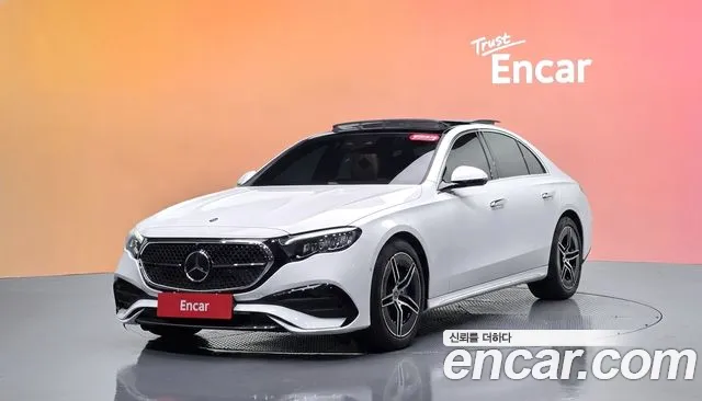 Mercedes-Benz E-Class 2026 — photo 1