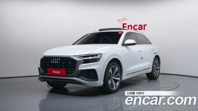 Audi Q8 2021 — photo 1