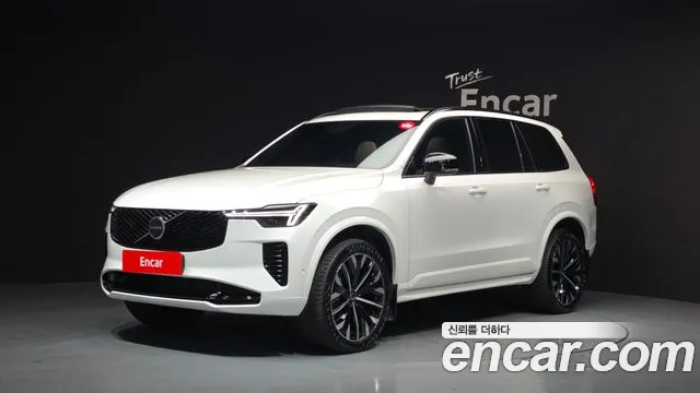 Volvo XC90 2026 — photo 1
