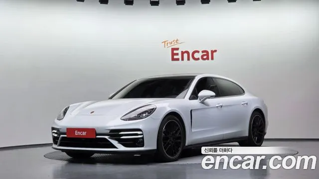 Porsche Panamera 2021 — photo 1