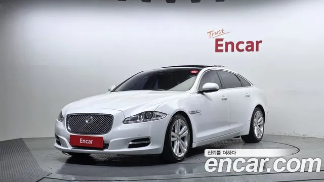 Jaguar XJ 2013 — photo 1