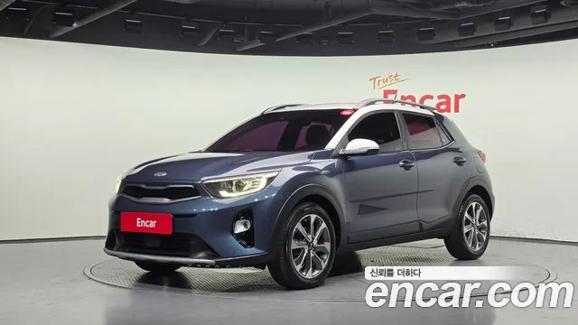 Kia Stonic 2018 — photo 1