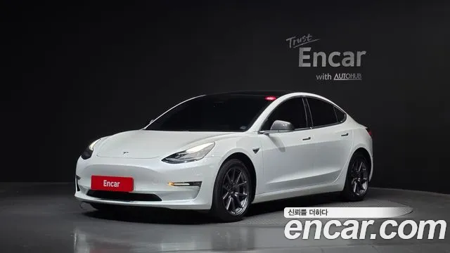 Tesla Model 3 2020 — photo 1