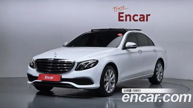 Mercedes-Benz E-Class 2017 — photo 1