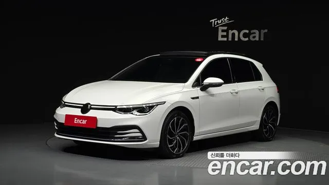Volkswagen Golf 2023 — photo 1