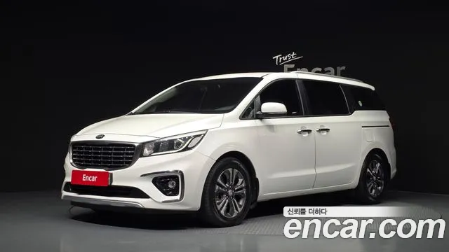 Kia Canival 2019 — photo 1