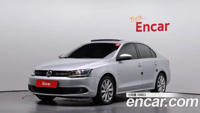 Volkswagen Jetta 2014 — photo 1