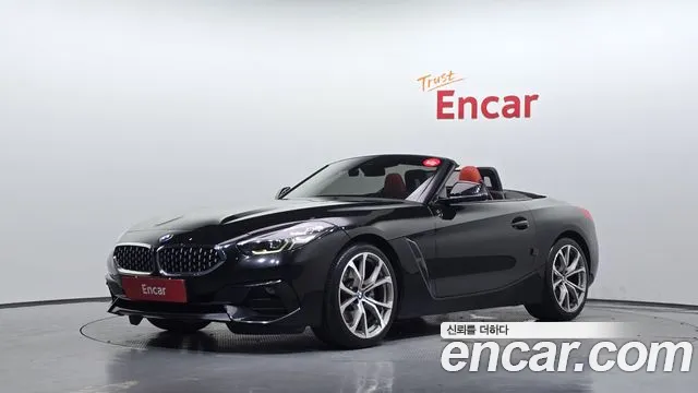 BMW Z4 2022 — photo 1