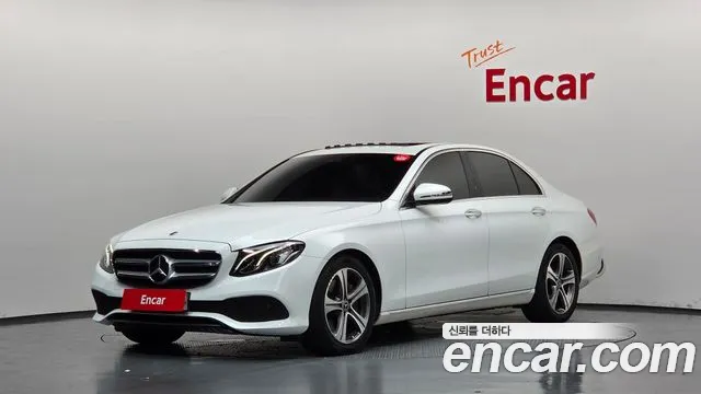 Mercedes-Benz E-Class 2019 — photo 1
