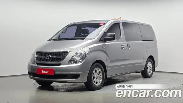 Hyundai Starex 2013 — photo 1