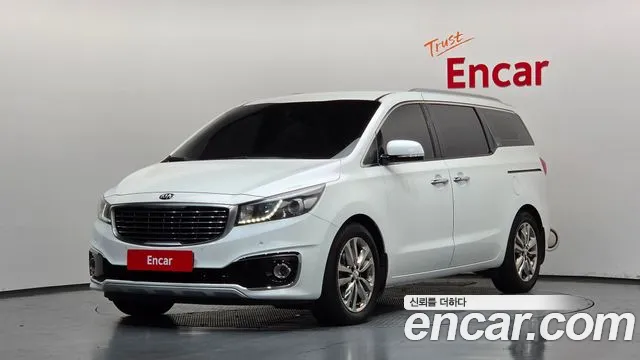 Kia Canival 2017 — photo 1