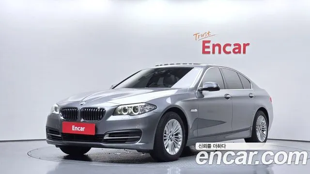 BMW 5-Series 2015 — photo 1