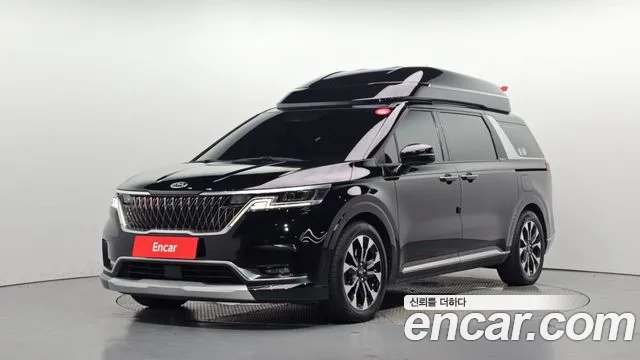 Kia Canival 2021 — photo 1
