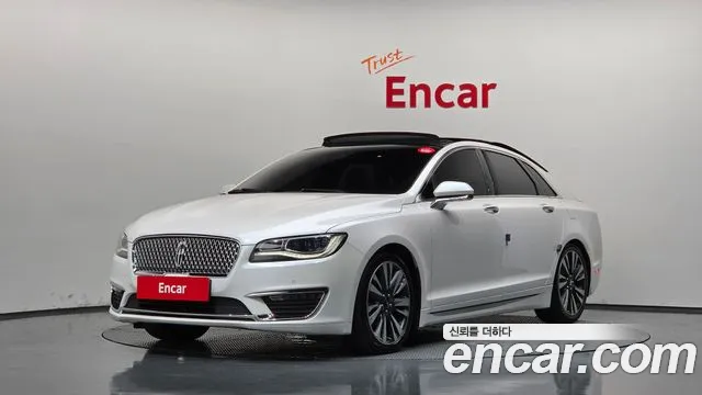 Lincoln MKZ 2017 — photo 1