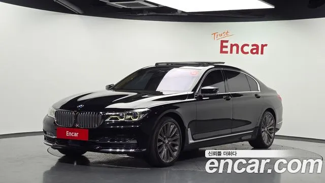 BMW 7-Series 2016 — photo 1