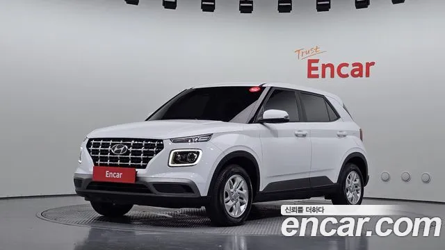 Hyundai Venue 2022 — photo 1