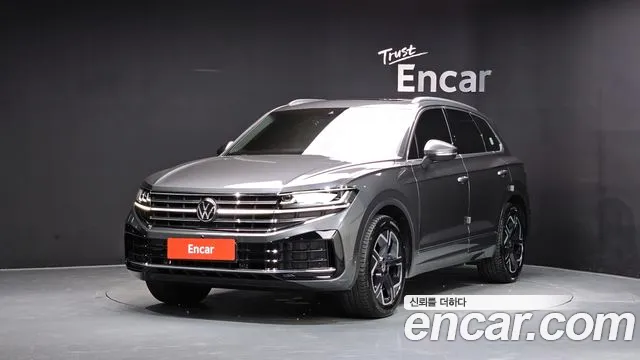 Volkswagen Touareg 2024 — photo 1