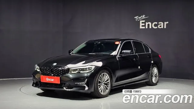 BMW 3-Series 2019 — photo 1