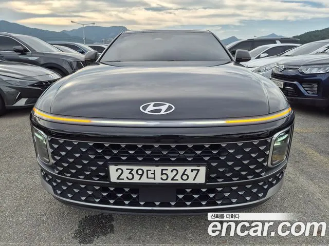 Hyundai Grandeur 2023 — photo 1