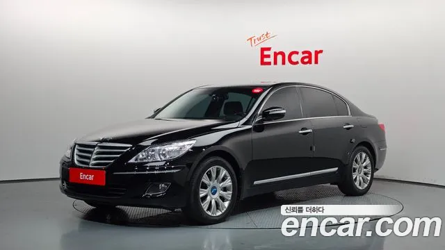 Hyundai Genesis 2011 — photo 1