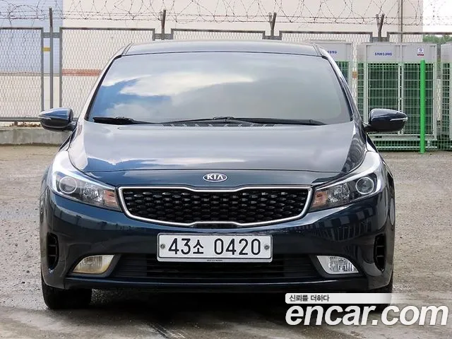 Kia K3 2016 — photo 1