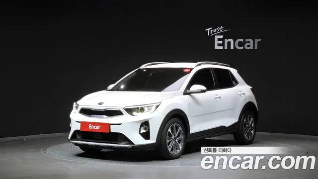 Kia Stonic 2020 — photo 1