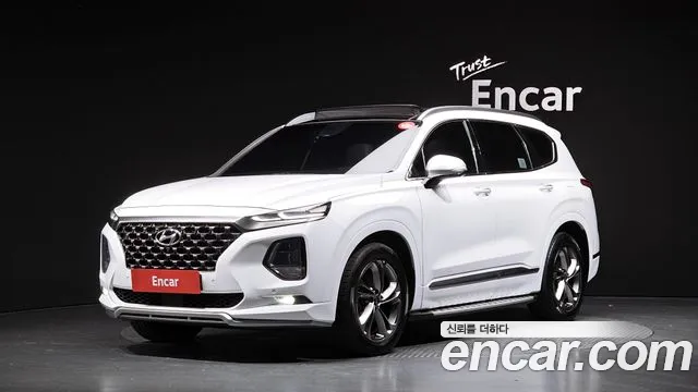Hyundai Santafe 2019 — photo 1