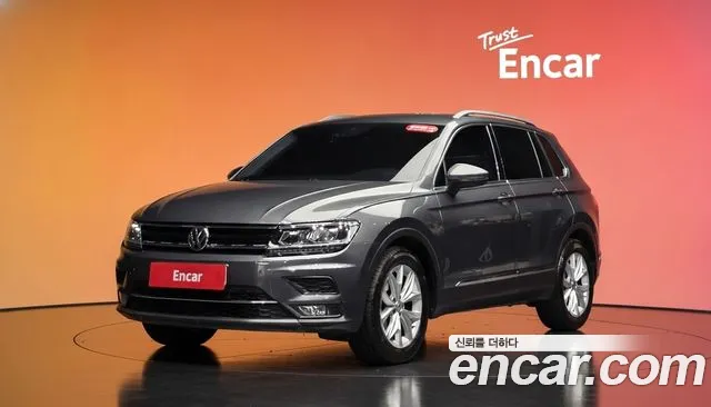 Volkswagen Tiguan 2020 — photo 1