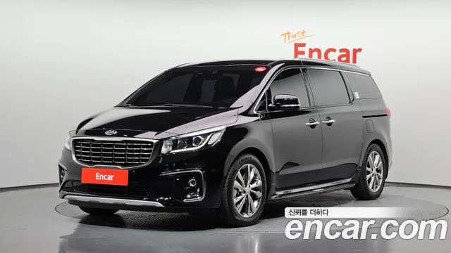 Kia Canival 2020 — photo 1