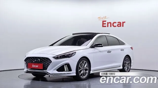 Hyundai Sonata 2018 — photo 1