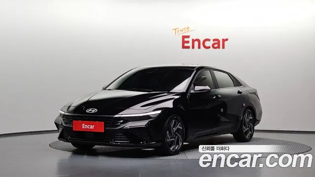 Hyundai AVANTE 2024 — photo 1