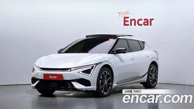 Kia EV6 2025 — photo 1