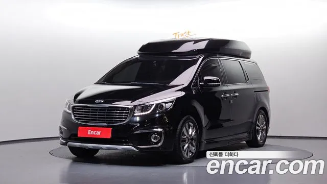 Kia Canival 2015 — photo 1