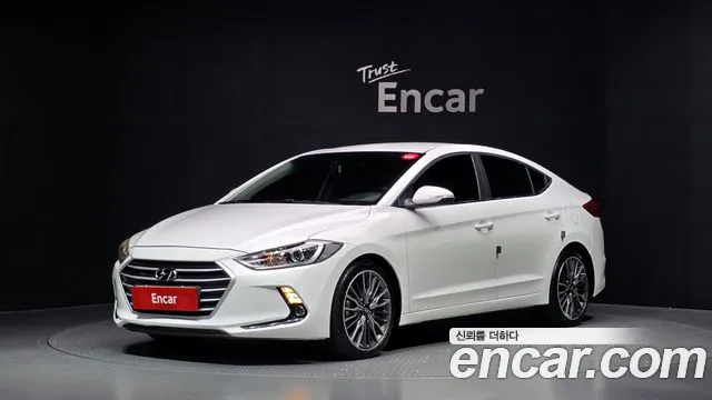 Hyundai AVANTE 2017 — photo 1