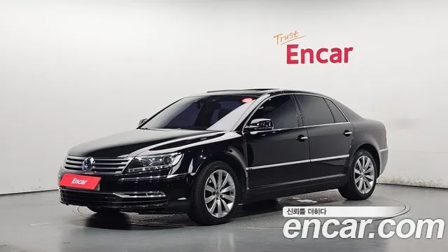 Volkswagen Phaeton 2013 — photo 1