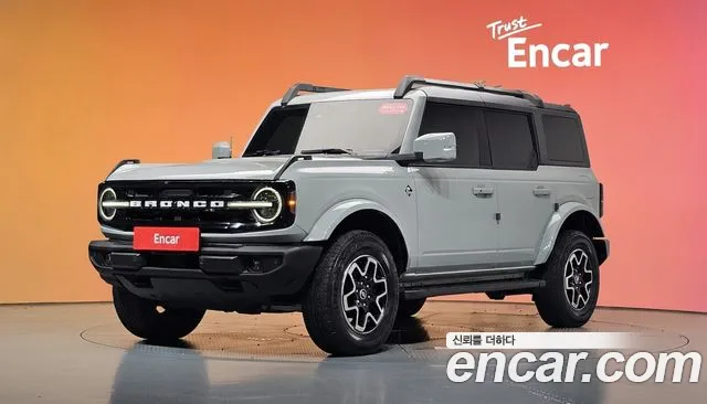Ford Bronco 2022 — photo 1