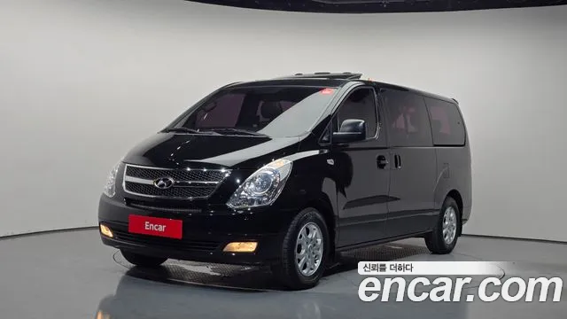 Hyundai Starex 2015 — photo 1