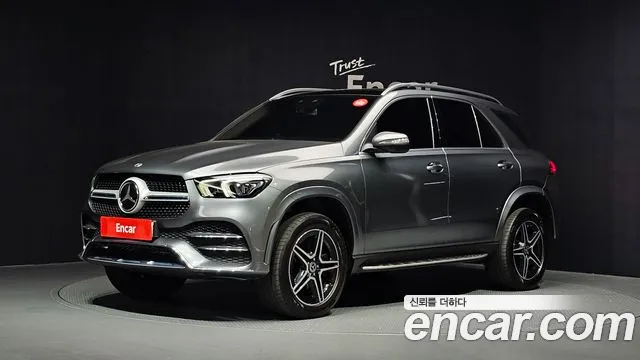 Mercedes-Benz GLE-Class 2020 — photo 1