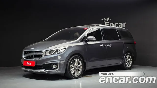 Kia Canival 2015 — photo 1