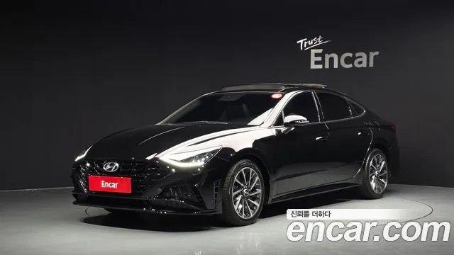 Hyundai Sonata 2022 — photo 1