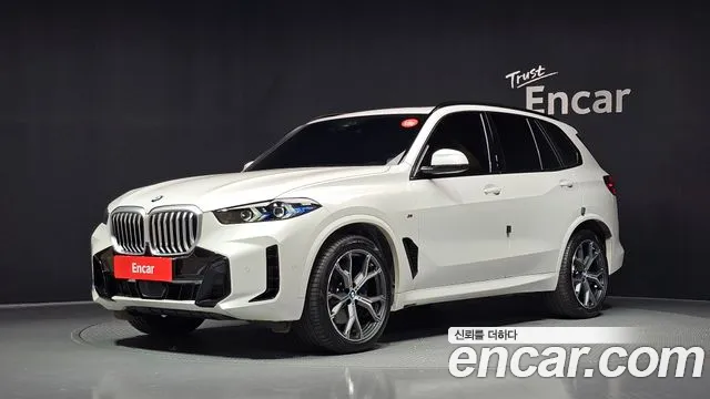 BMW X5 2026 — photo 1